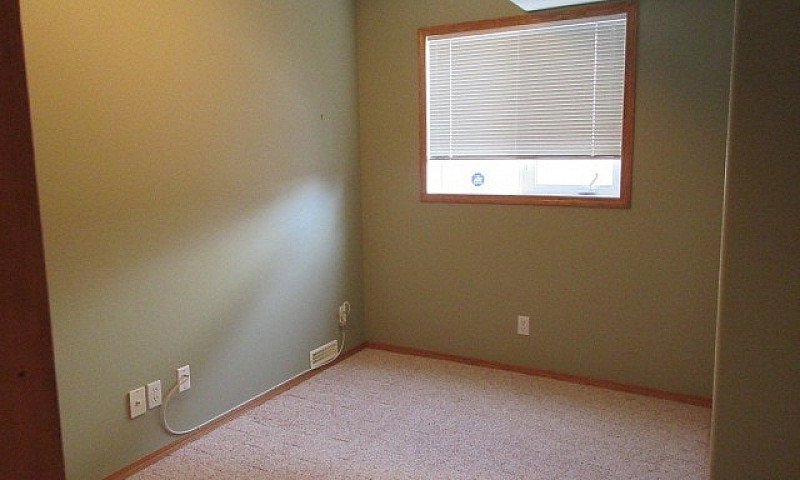 4 Bedroom Home In Ar...