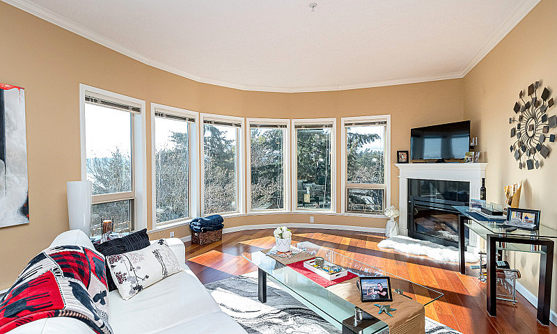 2 Bed, 2 Bath, View ...