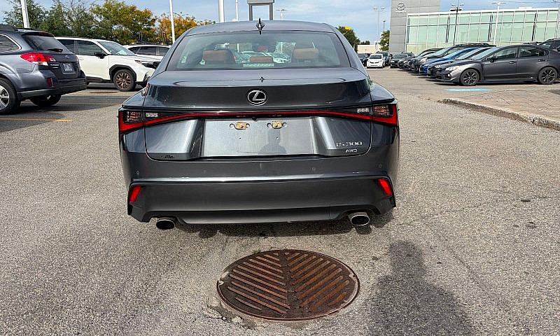 2021 Lexus Is Is 300...