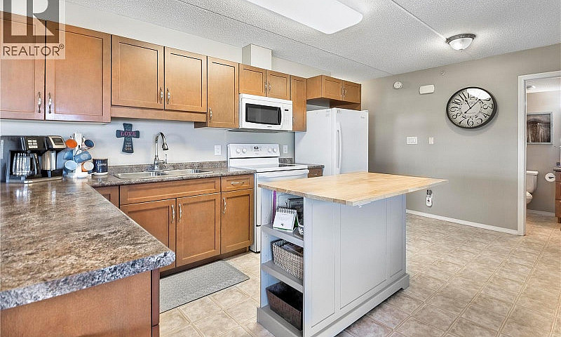 307 2781 Woodbridge ...