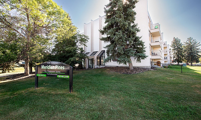 Meridian Pines - 2 B...
