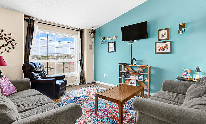 Beautiful Family Hom...