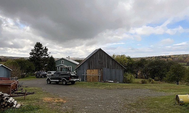 $850,000 - Acreage /...