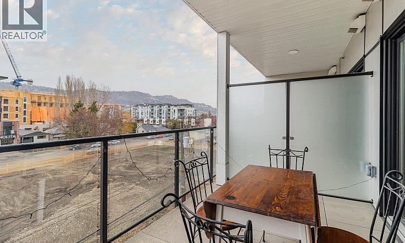 604 Cawston Avenue U...