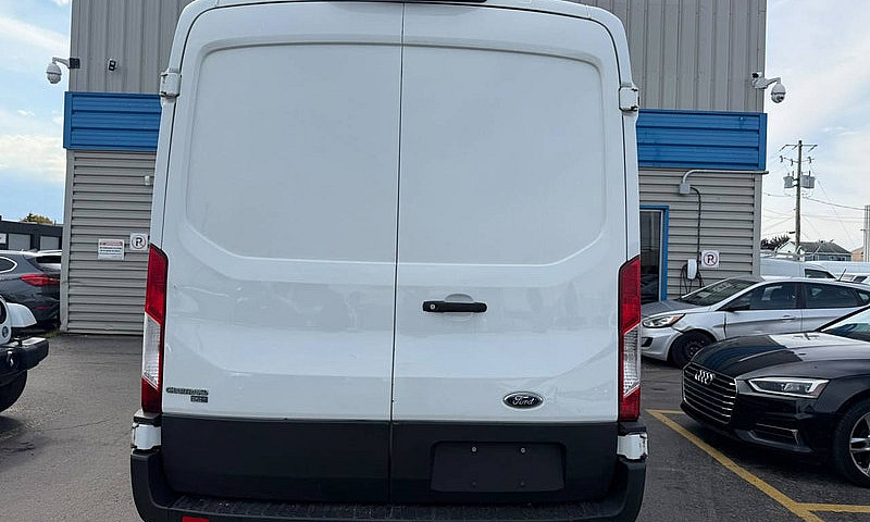 2021 Ford Transit 25...