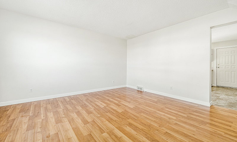 3 Bedroom Townhouse ...
