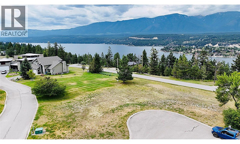 640 Upper Lakeview R...