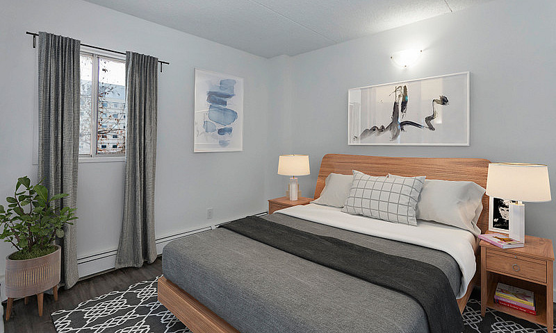 One Bedroom Suite Av...