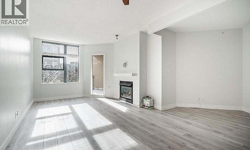 2263 Redbud Lane Van...