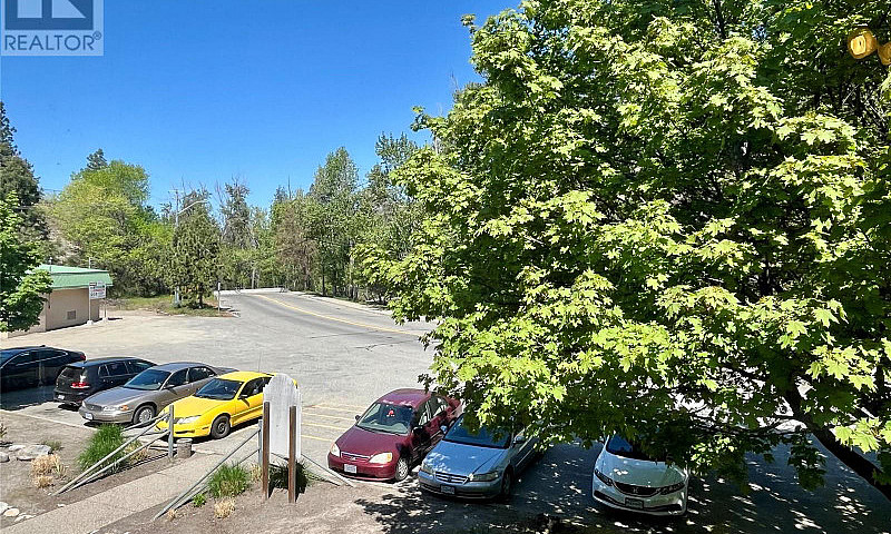 1410 Penticton Avenu...