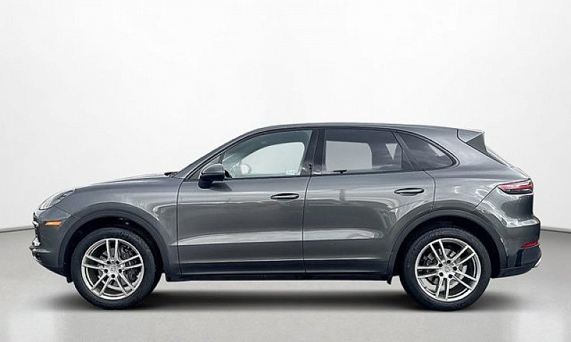 2019 Porsche Cayenne...