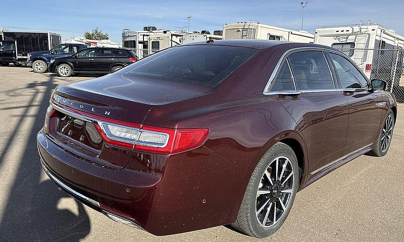 2017 Lincoln Contine...