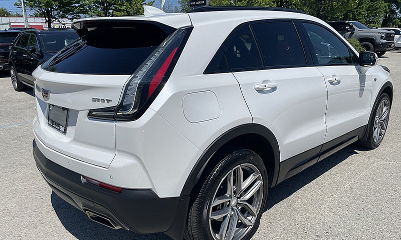 2021 Cadillac Xt4 Aw...