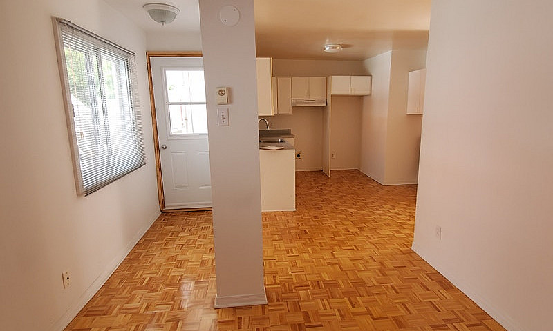 Logement À Louer 41/...
