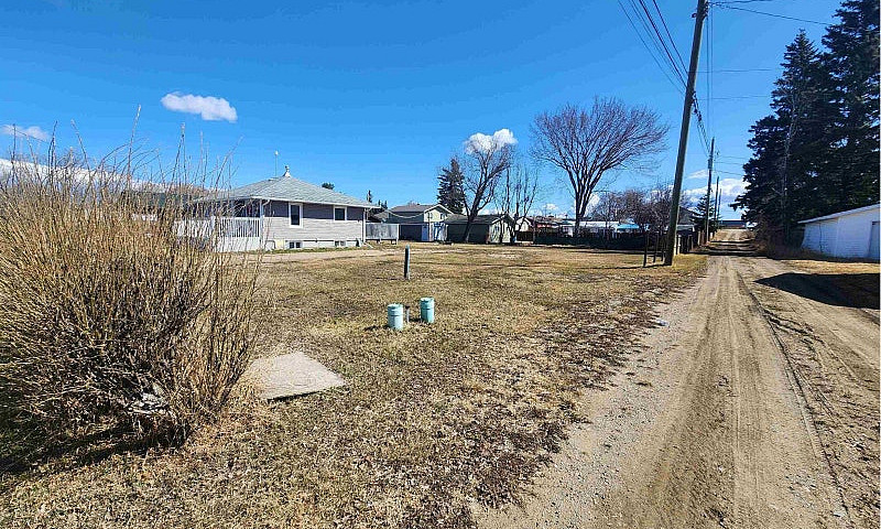 5007 58 St Cold Lake...