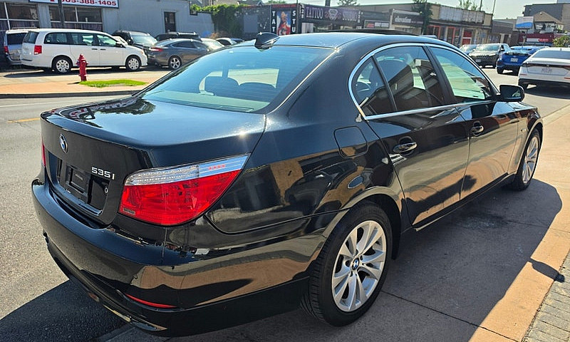 2010 Bmw 5 Series 53...