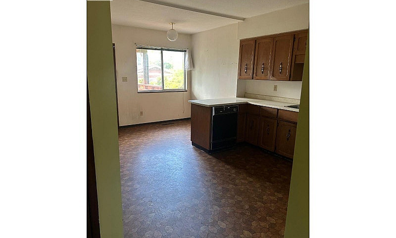 3212 W 6Th Avenue Va...