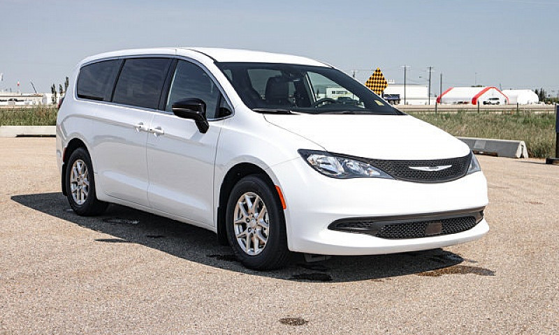 2027 Chrysler Grand ...