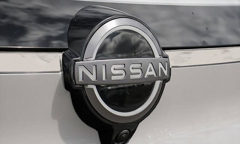 2026 Nissan Leaf Pla...