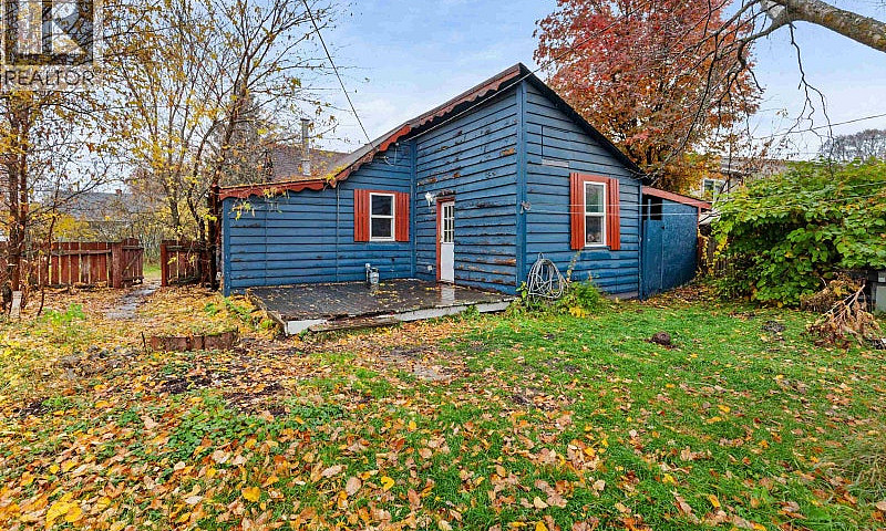 242 Douglas Street P...