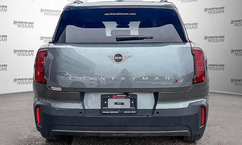 2025 Mini Countryman...