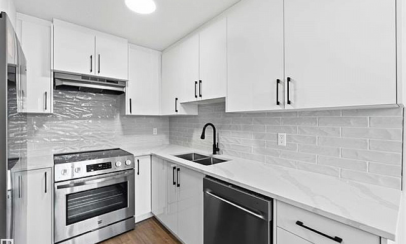 Fully Renovated 4 Be...
