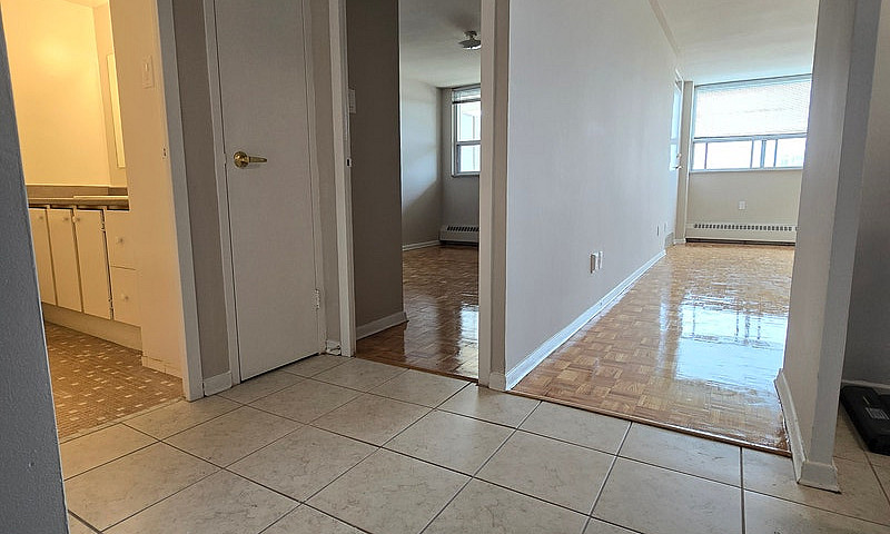One Bedroom Apartmen...