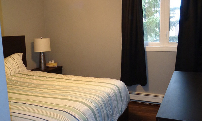 Fully Furnished 2 Be...