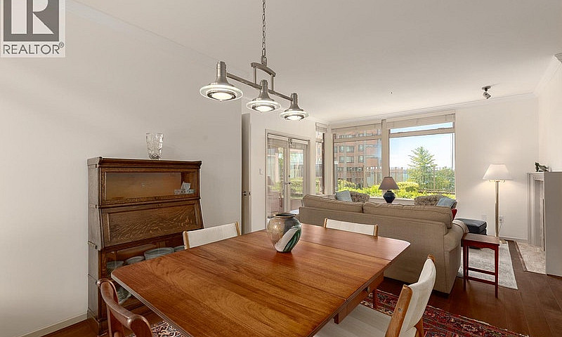 306 2271 Bellevue Av...