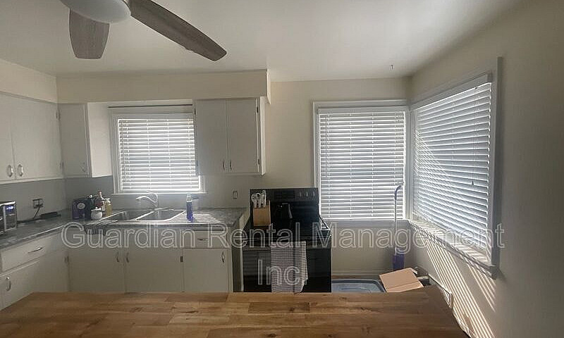 4 Bedroom, 2 Bath Ho...