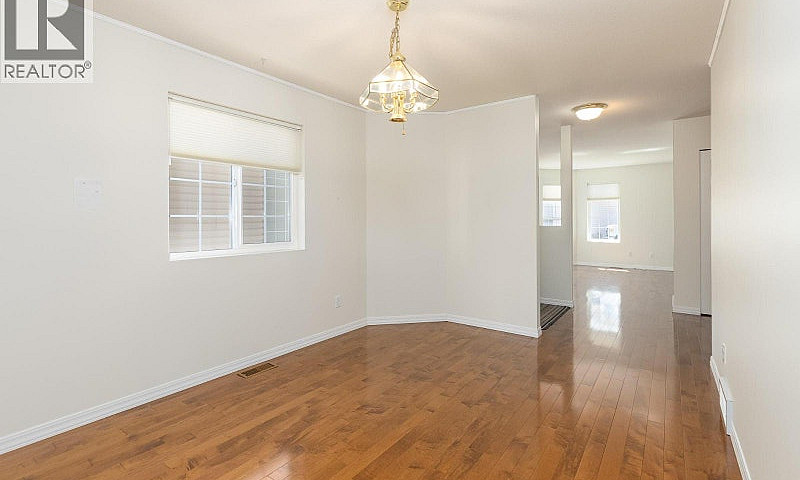 870 10 Street Sw Uni...