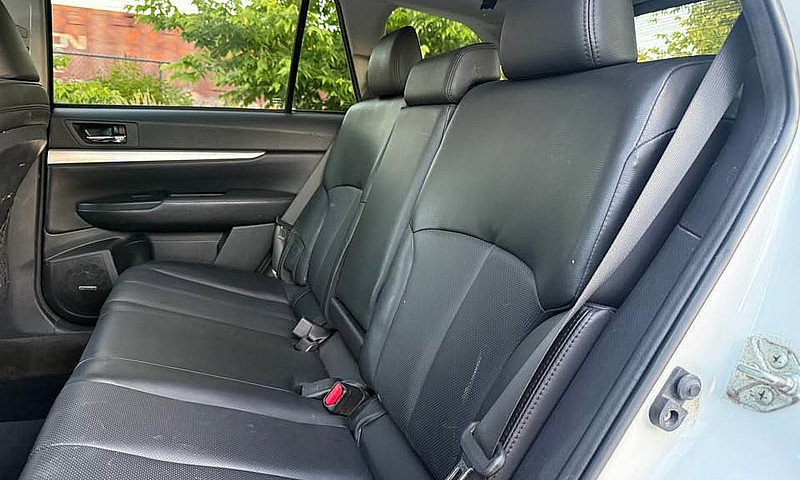 2012 Subaru Outback ...