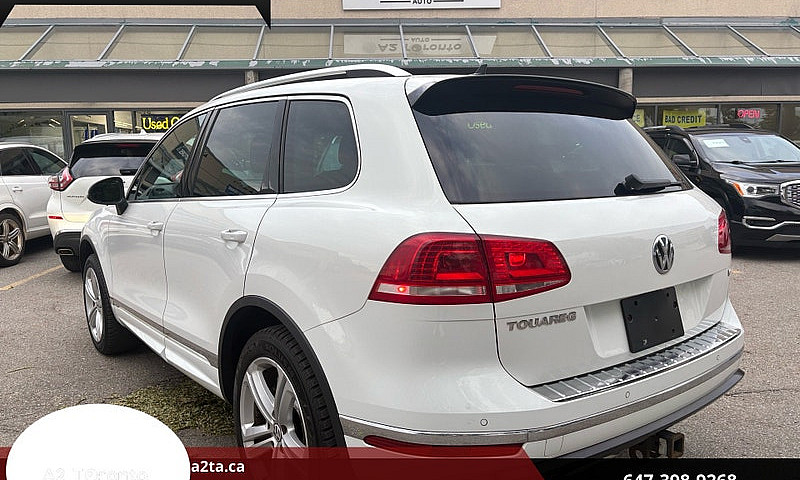 2015 Volkswagen Toua...