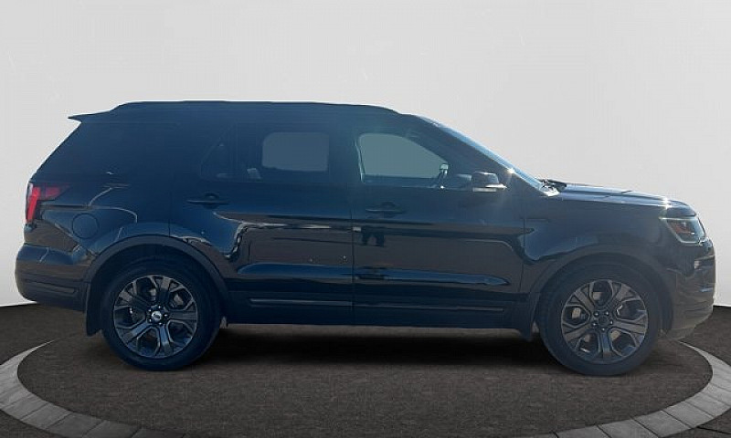 2018 Ford Explorer S...