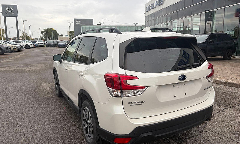 2023 Subaru Forester...