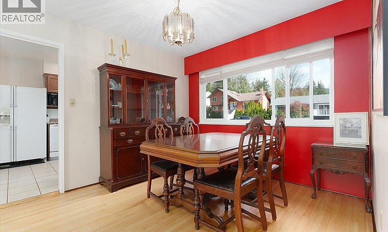 4347 Ruth Crescent N...
