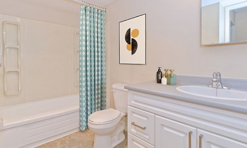 2 Bedroom Townhouse ...