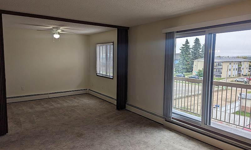 Modern 1 Bed Apartme...