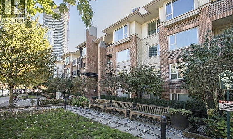 313 4728 Dawson Stre...