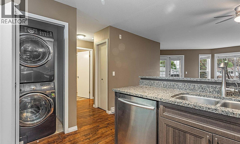 2733 Riffington Plac...