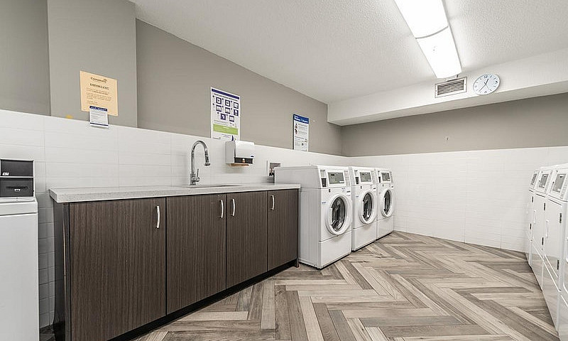 1 Bedroom Apartment ...
