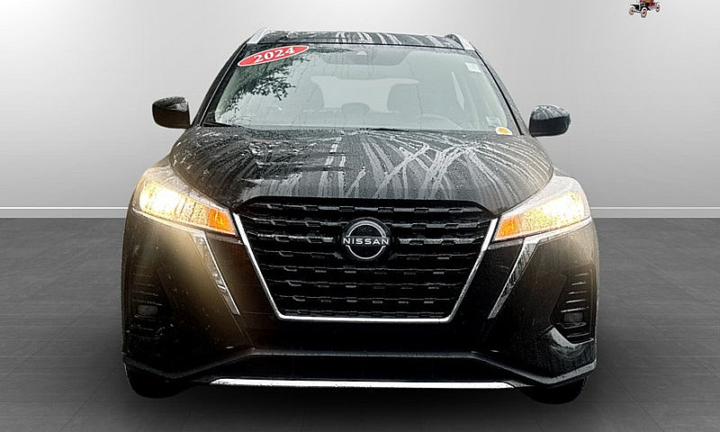 2024 Nissan Kicks Sv...