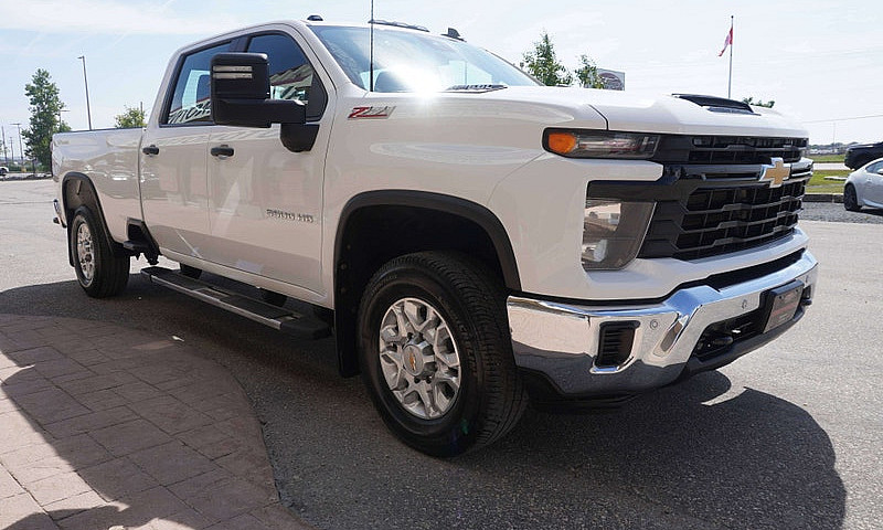 2025 Chevrolet Silve...