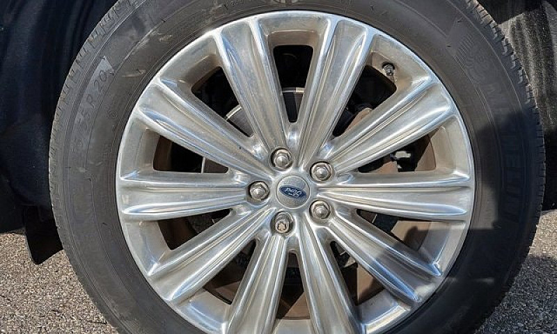 2020 Ford Explorer L...
