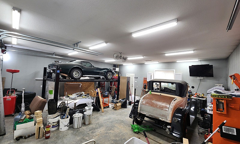 Sylvan Lake Home Wit...