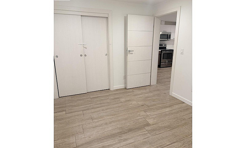 Bsmt 2150 Kugler Ave...
