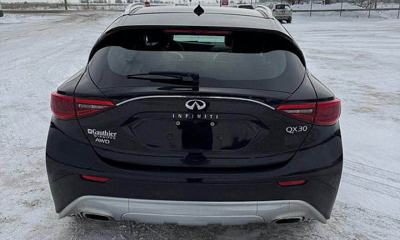 2017 Infiniti Qx30...
