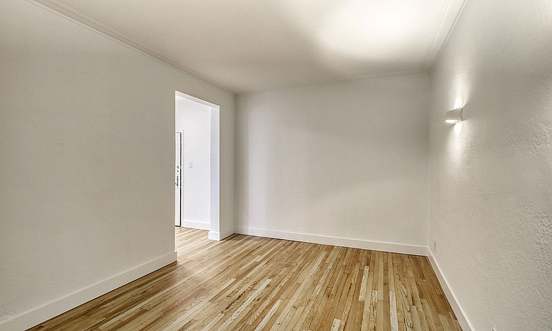 Newly Renovated 3.5 ...