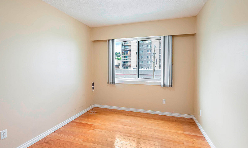 2 Bedroom Apartment ...