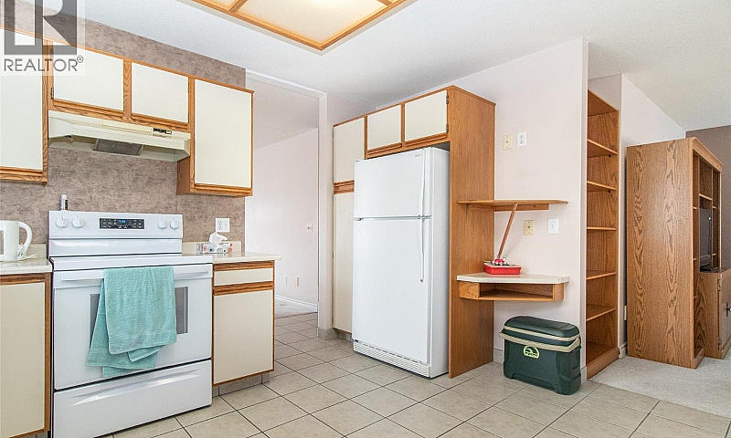 1260 Raymer Avenue U...